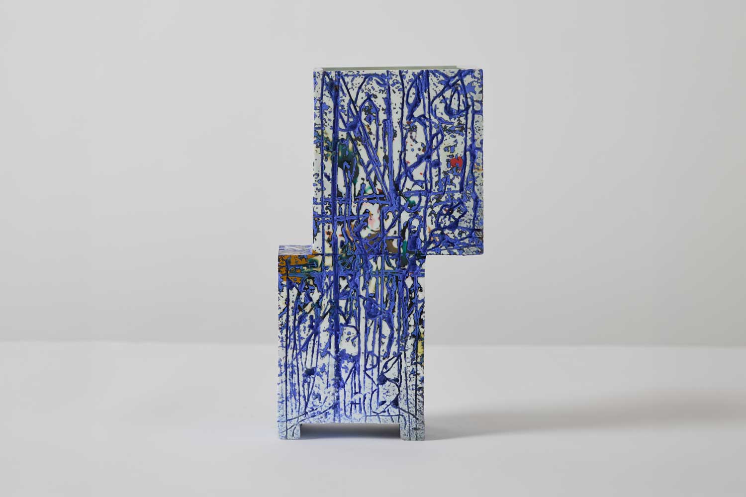 Thaddeus Wolfe Glass vessel 2