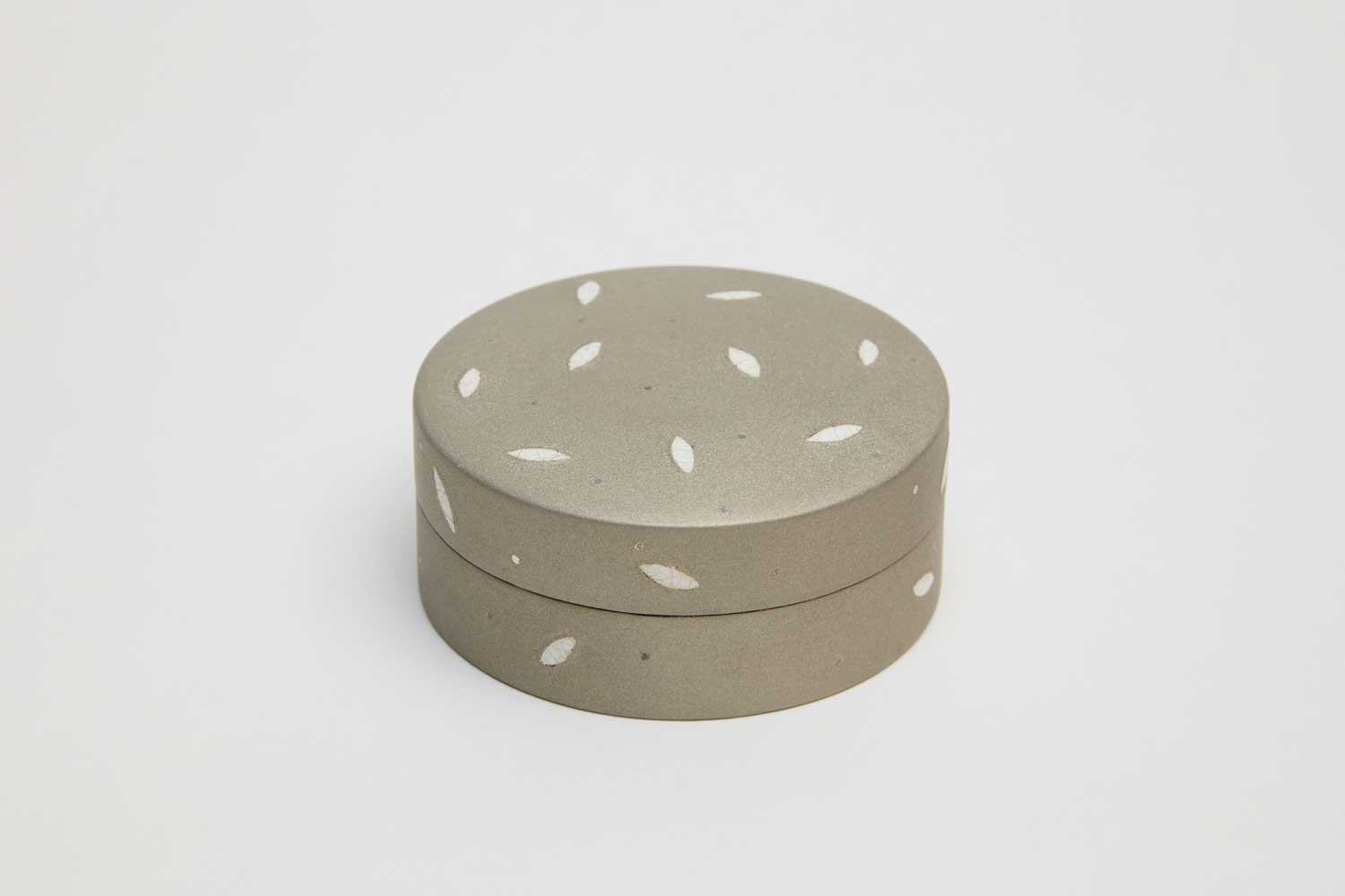 Wakaba Tanaka Hirari incense box
