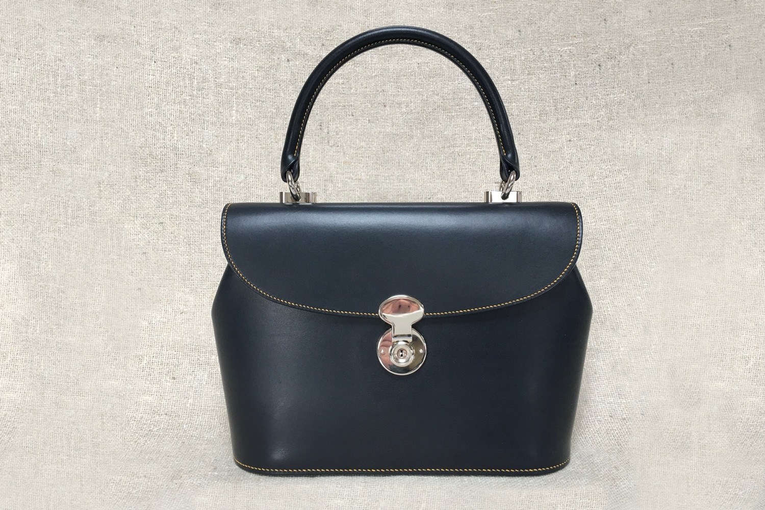 Neil Macgregor & Valerie Michael Tetbury bag