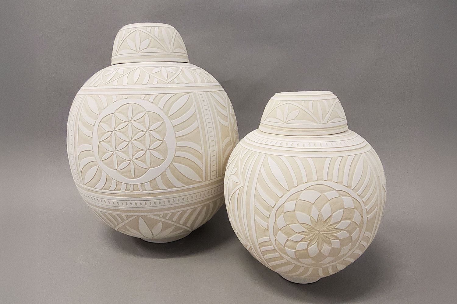 Loren Kaplan Engraved ginger jars
