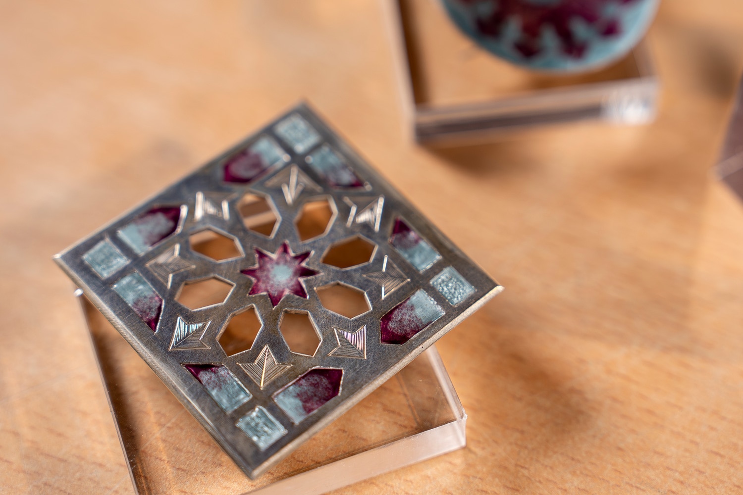 Geometric brooch