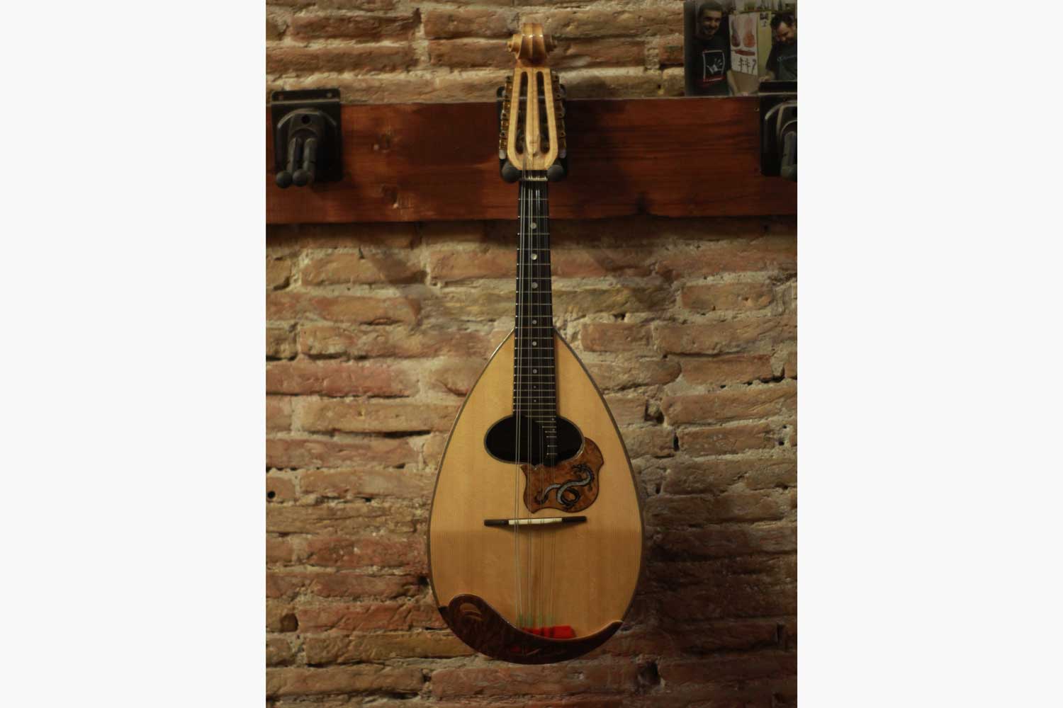 Pasquale & Salvatore Mancino Dragon mandolin