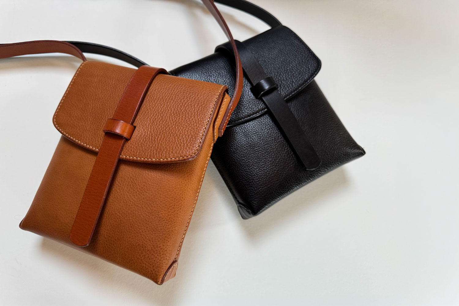 Neil Macgregor & Valerie Michael Mini cross body messenger bags