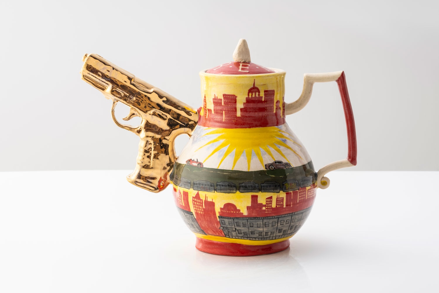 Gun teapot