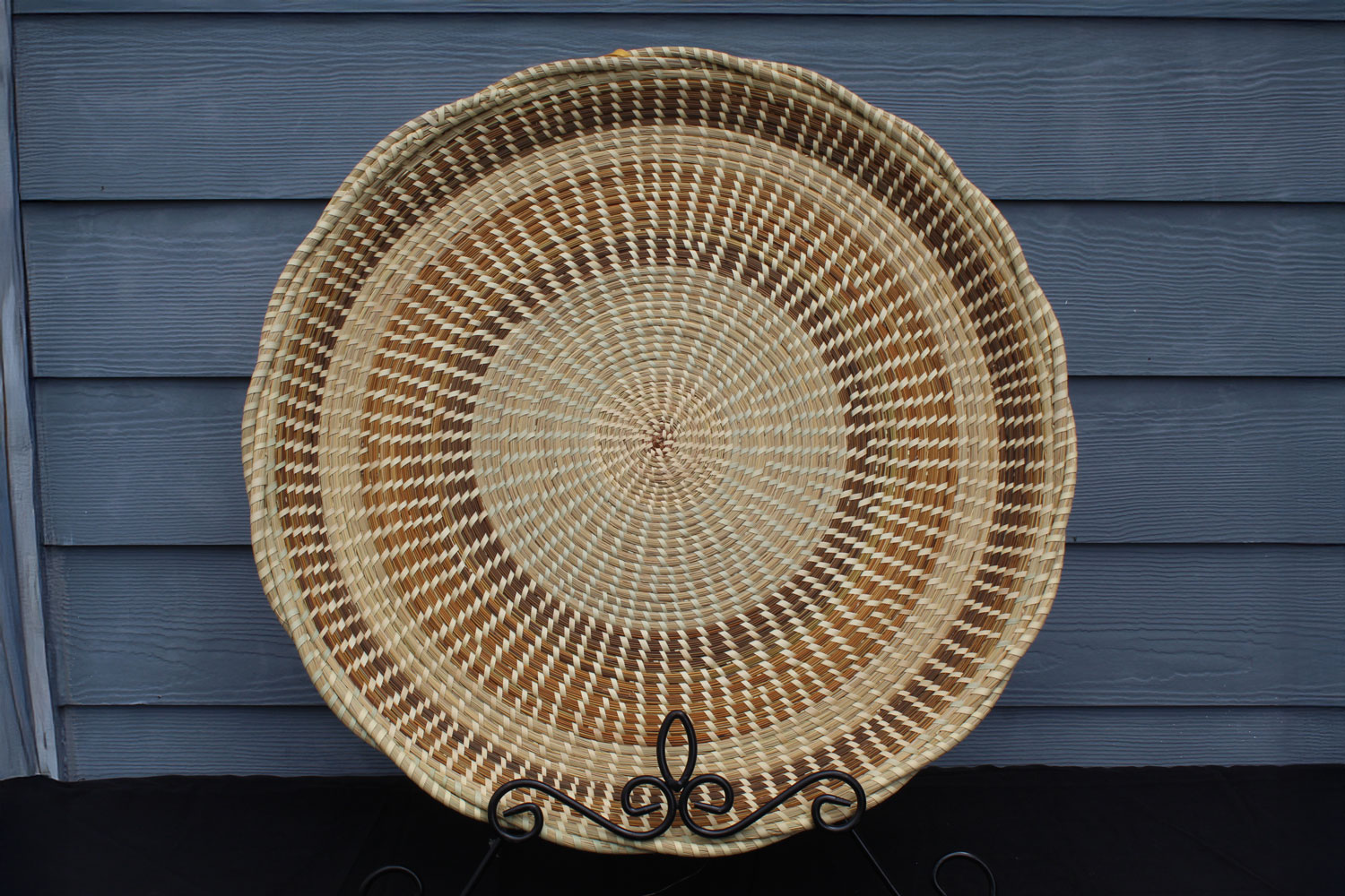 Andrea Cayetano-Jefferson Rice Fanna basket