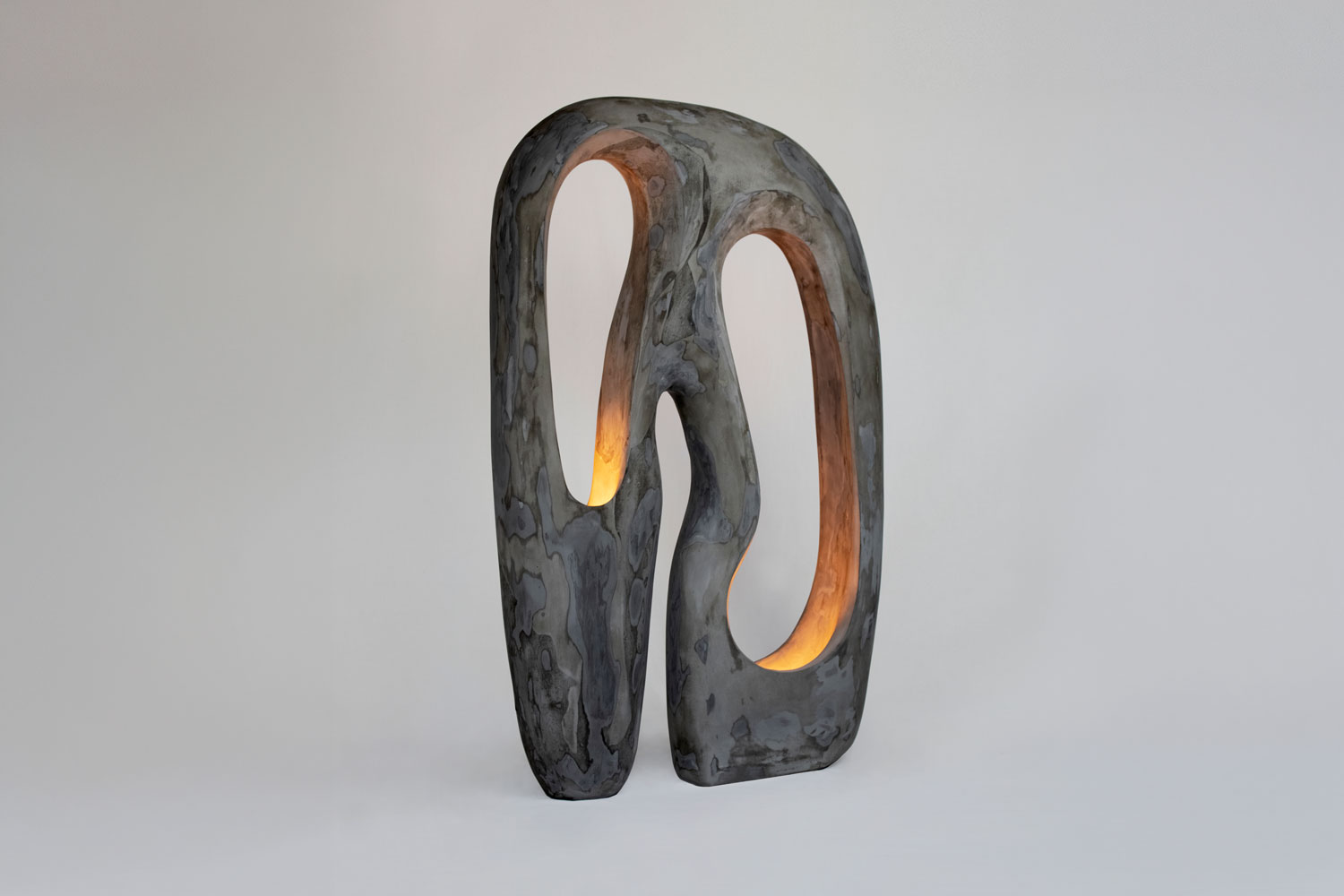 Alicja Strzyzynska & Onur Iseri Longing Lamp