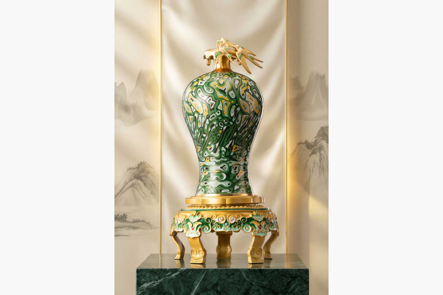 Bingren Zhu 朱炳仁 Clear Rivers and Calm Seas vase 河清海晏