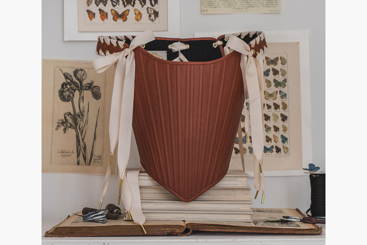 Elena Friolotto Tanné corset