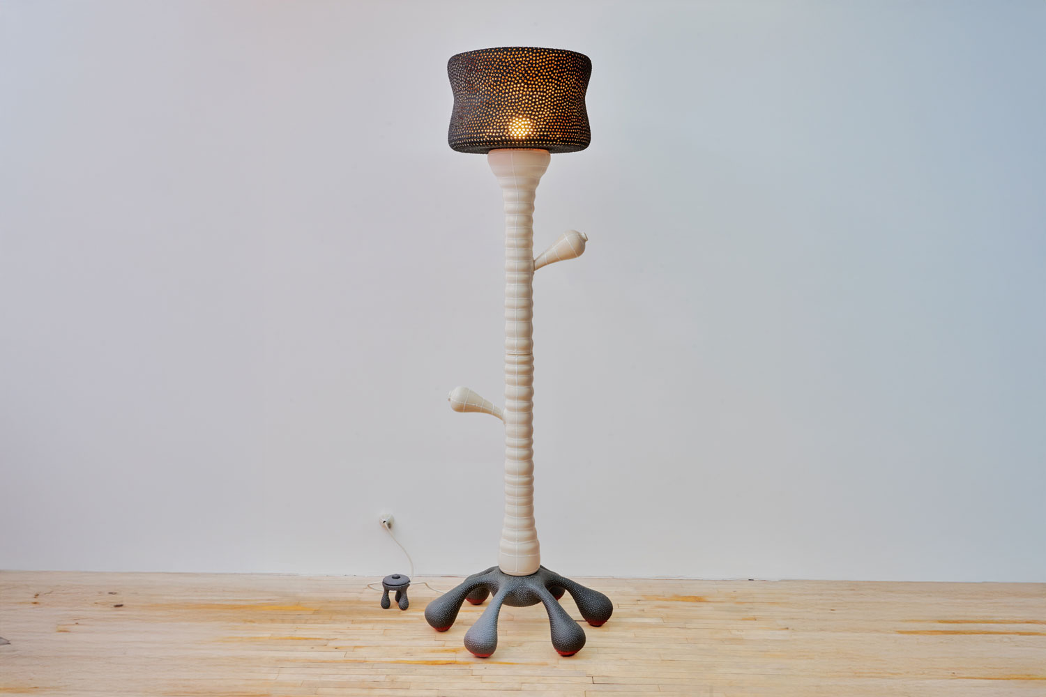Joël Brodovsky-Adams Ribbed lamp