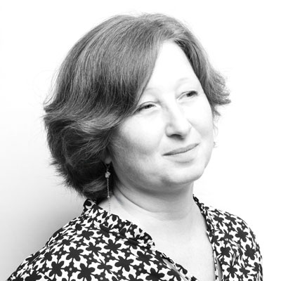 Elsa Dinerstein Porcelain crafting