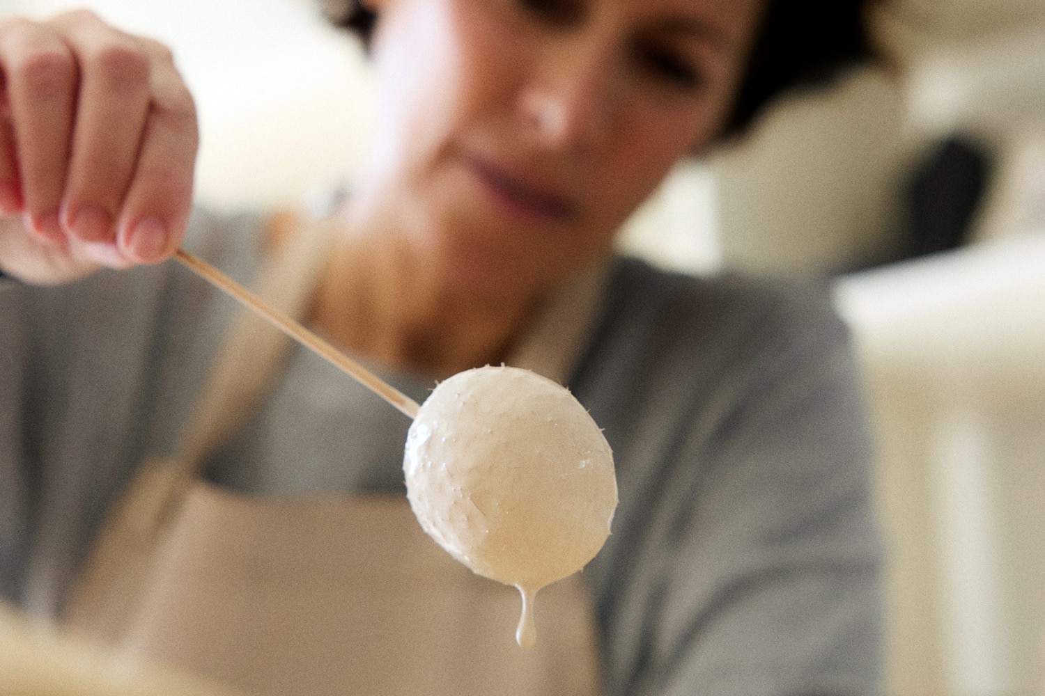 Faye Papargyropoulou Take a guided tour of a ceramic workshop in Athens