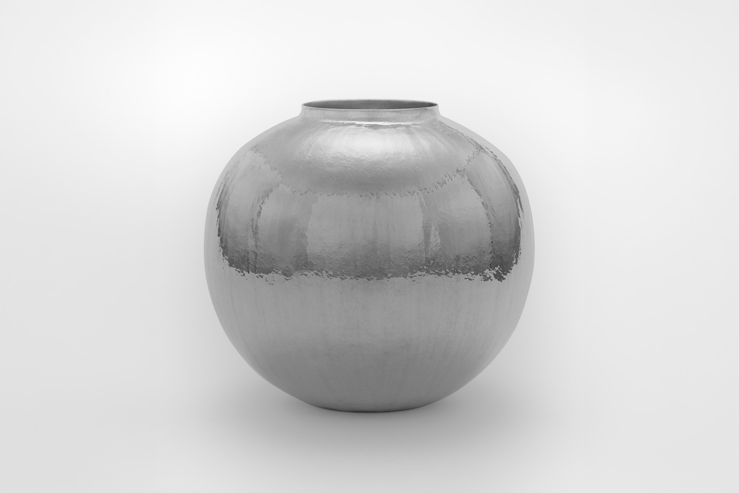 William SH Lee Lingering Snow; New Moon Jar